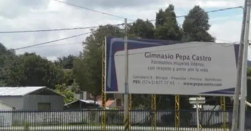GIMNASIO JOSEFINA CASTRO DE ESCOBAR GIMNASIO JOSEFINA CASTRO DE ESCOBAR